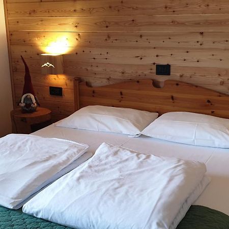 Hotel Lares Folgaria Esterno foto
